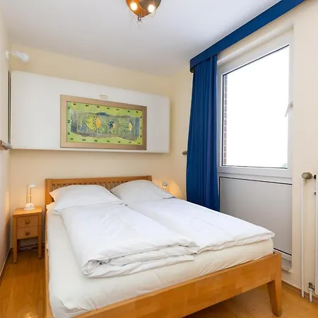 Lord Nelson 802 Apartment